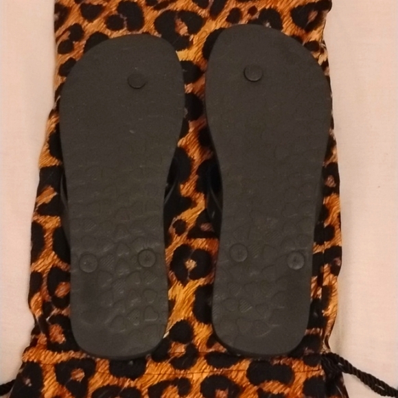 Brighton Leopard Print Heart Flip Flop Thong Sandals Size 7 - Picture 4 of 4
